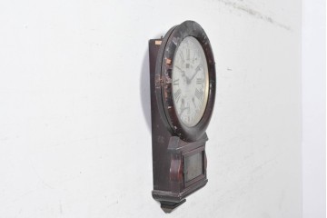 アメリカアンティーク　1870年頃　Ansonia Clock Company(アンソニア)　ローマ数字と日付目盛りを配した丸型文字盤の掛け時計　(R-091835)