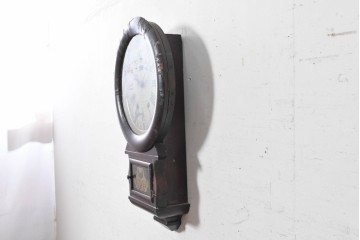 アメリカアンティーク　1870年頃　Ansonia Clock Company(アンソニア)　ローマ数字と日付目盛りを配した丸型文字盤の掛け時計　(R-091835)