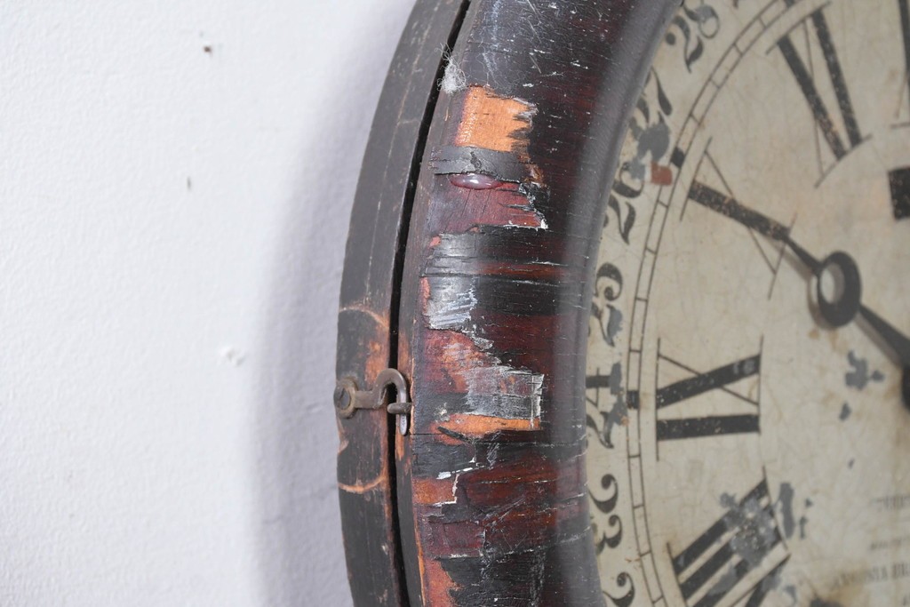 アメリカアンティーク　1870年頃　Ansonia Clock Company(アンソニア)　ローマ数字と日付目盛りを配した丸型文字盤の掛け時計　(R-091835)