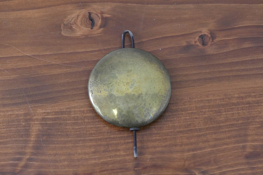 アメリカアンティーク　1870年から1890年頃　E. N. Welch Manufacturing Co.(E. N. ウェルチ)　八角形のフレームとローマ数字文字盤が目を引く掛け時計　(R-091836)