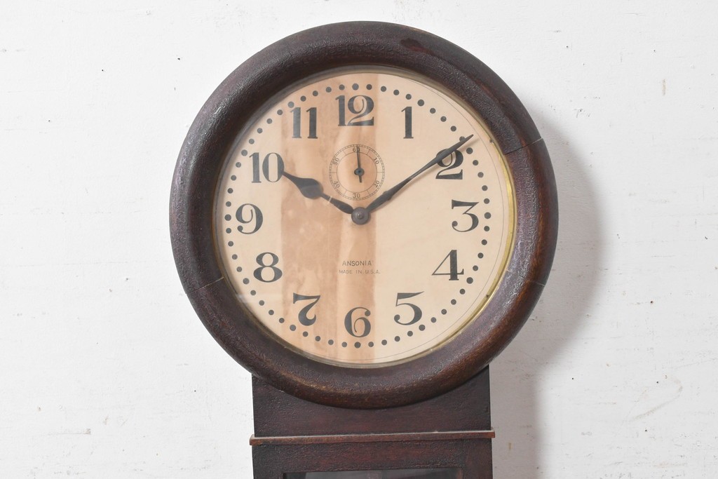 アメリカアンティーク　1920年頃　Ansonia Clock Company(アンソニア)　特大サイズ　丸型文字盤とガラス窓の掛け時計　(R-091840)