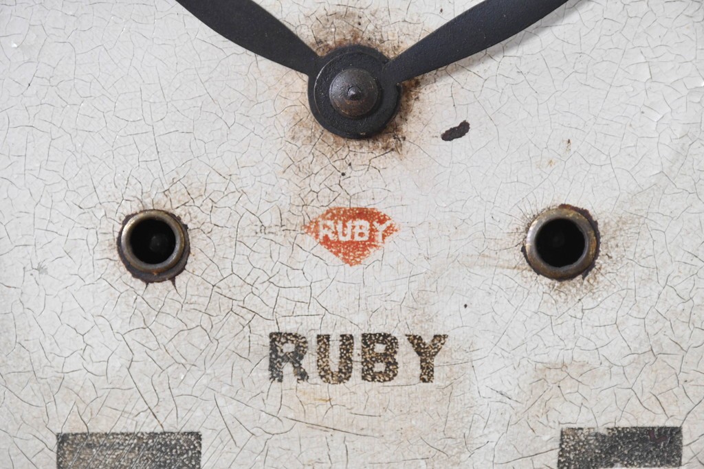 和製アンティーク　昭和初期　RUBY(ルビー印)　グレシャム丸型　大きな数字の文字盤と丸い木枠がレトロな丸型掛け時計　(R-091844)