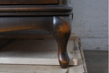中古　美品　松永工房　Continue(カンティーニュ)　葡萄の彫刻がアクセントの姿見付きワードローブ　定価推定50万円以上　(R-091847)