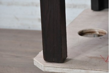 イギリスアンティーク　1910年頃　オーク材　彫刻入り扉と4杯の引き出しを備えたチェスト　(R-091849)