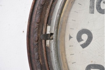 和製アンティーク　明治期　横浜エムズイ商会　彫刻入りの丸型掛け時計　(R-091854)