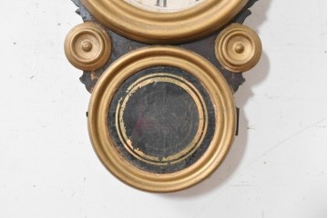 アメリカアンティーク　1880年頃　E. INGRAHAM&CO(イングラハム社)　ゴールドカラーの丸枠を配しただるま時計　(R-091859)