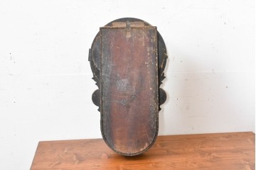 アメリカアンティーク　1880年頃　E. INGRAHAM&CO(イングラハム社)　ゴールドカラーの丸枠を配しただるま時計　(R-091859)