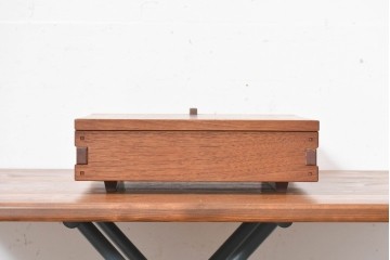 和製ヴィンテージ　ジョージナカシマ(George Nakashima)　ミラミラー(MIRA MIRROR)　BN311　木目の美しさと機能美が魅力のジュエリーボックス　(R-091861)