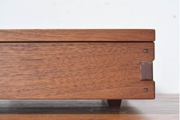 和製ヴィンテージ　ジョージナカシマ(George Nakashima)　ミラミラー(MIRA MIRROR)　BN311　木目の美しさと機能美が魅力のジュエリーボックス　(R-091861)