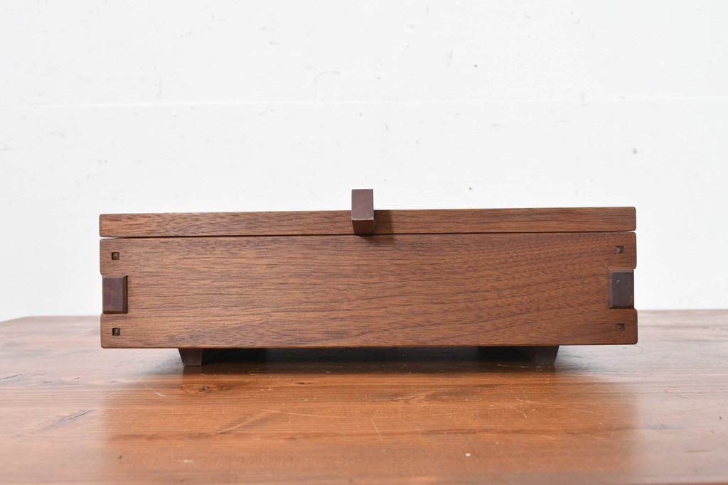 和製ヴィンテージ　ジョージナカシマ(George Nakashima)　ミラミラー(MIRA MIRROR)　BN311　木目の美しさと機能美が魅力のジュエリーボックス　(R-091861)