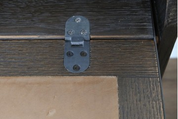 中古　美品　飛騨産業　キツツキ　プロヴィンシャルシリーズ　3面パネルの前扉と多彩な収納を備えたライティングビューロー　定価約54万円　(R-091863)