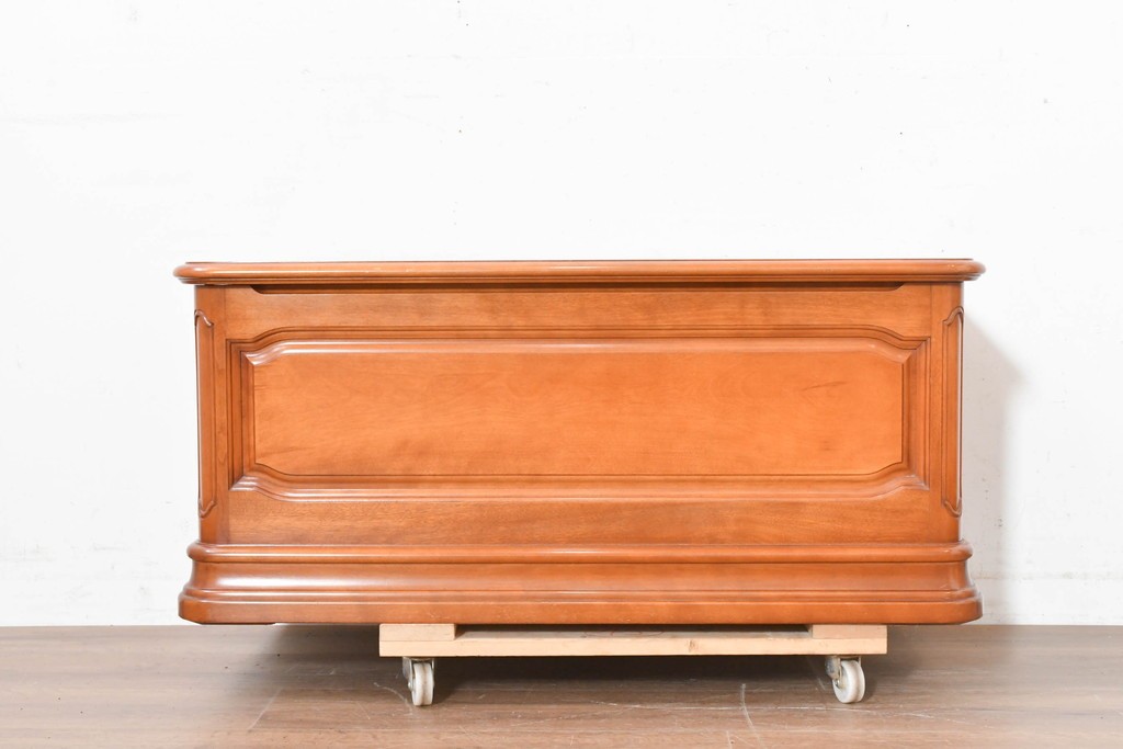 中古　美品　横浜クラシック家具　ダニエル(Daniel)　希少モデル　ブランケットボックス　(R-091868)