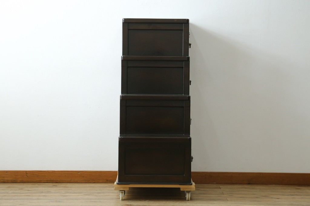 中古　美品　職人手作り　希少な廃番品!　民芸城山　深みのある朱色と濃茶色のコントラストが美しい一閑張りの階段箪笥　(R-091883)