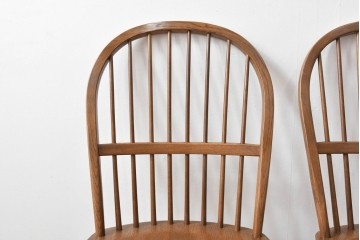 中古　柏木工(KASHIWA)　ナラ材　温かみある風合いのダイニングチェア2脚セット　(R-091888)