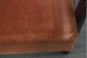 中古　松本民芸家具　#300型　美しい曲肘と温かみのあるオレンジ色の張地のアームチェア2脚セット　定価(2脚合計)約52万円　(R-091926)
