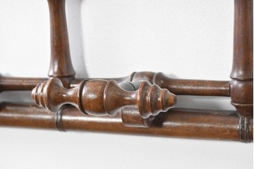 フランスアンティーク　フェイクバンブーの装飾と挽物細工が趣深い木製ウォールフック　(R-091929)