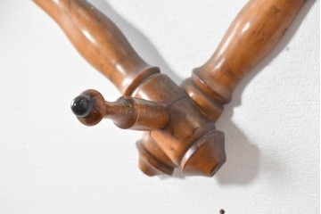 フランスアンティーク　フェイクバンブーの美しい挽物細工と伸縮式の菱形デザインが魅力の伸縮式ウォールフック　(R-091930)