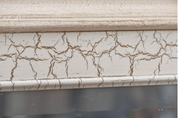 アメリカヴィンテージ　Windsor Art & Mirror Company(ウィンザー・アート&ミラー)　アンティーク調　彫刻装飾がクラシカルなウォールミラー　(R-091939)