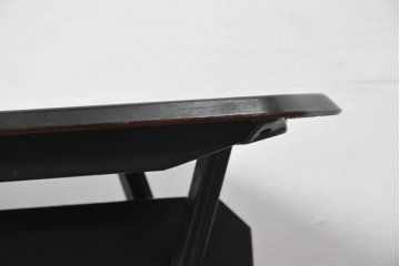 イタリアヴィンテージ　1960年頃　Olivetti(オリヴェッティ)　Arco Desk(アルコデスク)　直線的なフォルムが魅力のモダンなデスク　(R-091970)