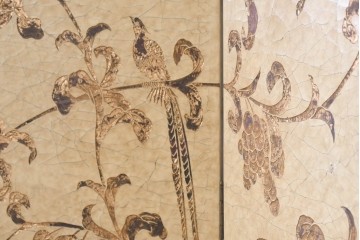 和製ヴィンテージ　クラッキング加工　鳥や葡萄の金模様が華やかな四連衝立　(R-091981)