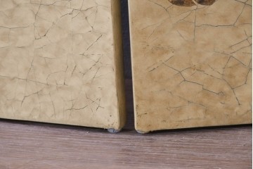 和製ヴィンテージ　クラッキング加工　鳥や葡萄の金模様が華やかな四連衝立　(R-091981)