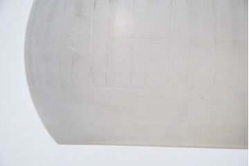 《引っ掛けシーリング式ペンダントライト加工費込み》　和製アンティーク　昭和初期　オパールガラスの柔らかな色味と繊細な縦縞模様が魅力のペンダントライト　(R-091993)