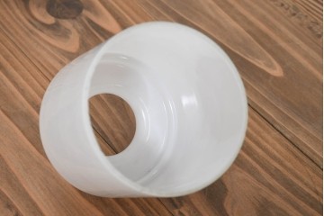 《引っ掛けシーリング式ペンダントライト加工費込み》　和製ヴィンテージ　昭和中期　シンプルな筒型シェードがレトロなペンダントライト　(R-091996)