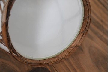 《引っ掛けシーリング式ペンダントライト加工費込み》　和製アンティーク　昭和初期から昭和中期　竹編みの装飾が和の趣を添えるペンダントライト　(R-092001)