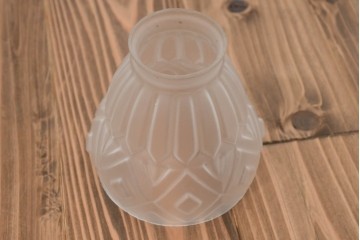 《引っ掛けシーリング式ペンダントライト加工費込み》　フランスヴィンテージ　縦溝と菱形模様が美しいペンダントライト　(R-092012)