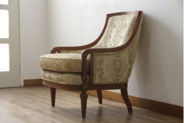 中古　美品!!　DREXEL HERITAGE(ドレクセルヘリテイジ)　Upholstery(アップホルスタリー)　エレガントな佇まいが魅力的な1人掛けソファ(1Pソファ、アームソファ、アームチェア、ラウンジチェア、サロンチェア、イージーチェア)(S-079078)