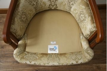 中古　美品!!　DREXEL HERITAGE(ドレクセルヘリテイジ)　Upholstery(アップホルスタリー)　エレガントな佇まいが魅力的な1人掛けソファ(1Pソファ、アームソファ、アームチェア、ラウンジチェア、サロンチェア、イージーチェア)(S-079078)
