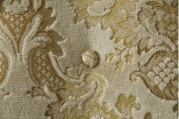 中古　美品!!　DREXEL HERITAGE(ドレクセルヘリテイジ)　Upholstery(アップホルスタリー)　エレガントな佇まいが魅力的な1人掛けソファ(1Pソファ、アームソファ、アームチェア、ラウンジチェア、サロンチェア、イージーチェア)(S-079079)