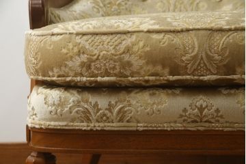 中古　美品!!　DREXEL HERITAGE(ドレクセルヘリテイジ)　Upholstery(アップホルスタリー)　エレガントな佇まいが魅力的な1人掛けソファ(1Pソファ、アームソファ、アームチェア、ラウンジチェア、サロンチェア、イージーチェア)(S-079079)