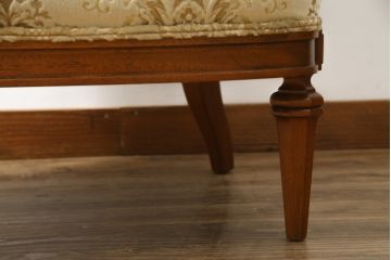 中古　美品!!　DREXEL HERITAGE(ドレクセルヘリテイジ)　Upholstery(アップホルスタリー)　エレガントな佇まいが魅力的な1人掛けソファ(1Pソファ、アームソファ、アームチェア、ラウンジチェア、サロンチェア、イージーチェア)(S-079079)