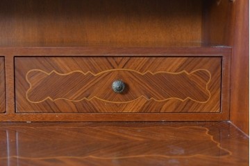 イタリアヴィンテージ　美品　象嵌の華やかな意匠が魅力のライティングビューロー　(S-090724)