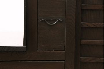 階段箪笥をリペア&カスタム!可動式の棚板を設置。欠損した取っ手を取り付け。引き出しの底板を張り替え。(収納棚、戸棚、時代箪笥)