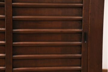 四尺水屋箪笥サイドボードをリペア&カスタム!収納部はセパレートさせ、可動式の棚板を設置。天板の補強。現状に近しい色味に着色し仕上げ。(食器棚、収納棚、戸棚、リビングボード、下駄箱)