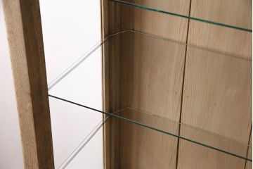 特大ガラスケースをリペア&カスタム!ストリップド(剥離)加工。棚板をガラス製へ変更。モルタルで土台を製作。(ショーケース、陳列棚)