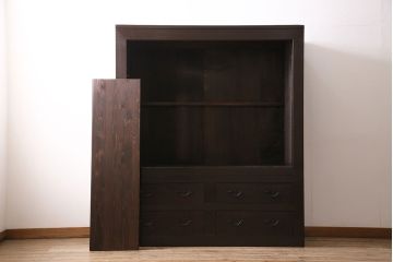 五尺収納箪笥キャビネットをリペア&カスタム!戸板をゆらゆらガラスへ変更。引き手を取り付け。可動式の棚板を設置。濃い茶色で着色し仕上げ。(水屋箪笥、収納棚、戸棚、キャビネット)