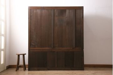 五尺収納箪笥キャビネットをリペア&カスタム!戸板をゆらゆらガラスへ変更。引き手を取り付け。可動式の棚板を設置。濃い茶色で着色し仕上げ。(水屋箪笥、収納棚、戸棚、キャビネット)