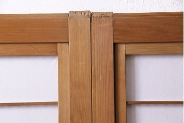 昭和中期の裏障子付き格子戸2枚をリペア&カスタム!戸車を取り付け。裏障子の張り替え。ワックス仕上げ。(引き戸、建具)
