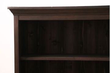大正期の飾り棚上段をリペア&カスタム!背板、底板を杉材で張替え。棚板は新たに製作。台輪を補強。濃い茶色で着色し仕上げ。(収納棚、飾り棚、サイドボード)