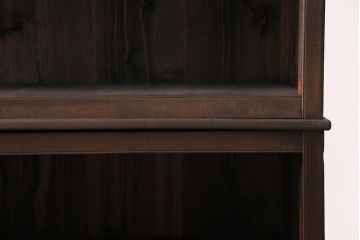 大正期の重ね飾り棚をリペア&カスタム!傷んだ木部の交換し、上下別でも使用可能に。棚板を新たに製作。台輪の補強。濃い茶色で着色し仕上げ。(収納棚、キャビネット)