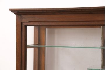 昭和初期のガラスケースをリペア&カスタム!ガラス天板に変更。丸脚を取り付け。濃い茶色で着色し仕上げ。(ショーケース、陳列棚)
