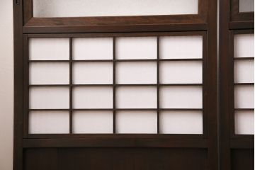 昭和初期の格子戸4枚をリペア&カスタム!クリアガラスを結霜ガラスへ入れ替え。障子の張り替え。濃い茶色で着色し仕上げ。(引き戸、建具)