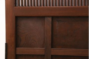 明治大正期の蔵戸をリペア&カスタム!取っ手、蝶番を取り付けドアにリメイク。設置場所に合わせてリサイズ。格子裏にアクリルワーロンを組み入れ。(玄関戸、玄関ドア、建具)