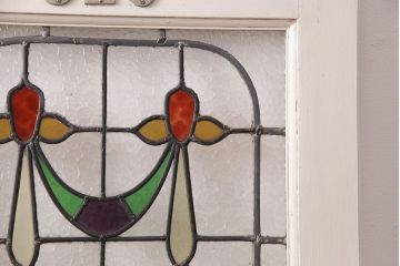 イギリスアンティークの木製ドアをリペア&カスタム!設置場所に合わせてリサイズ。金具の修理。アンティークホワイトのエイジング塗装で仕上げ。(玄関戸、建具)