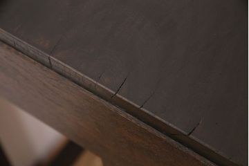 昭和初期の平机の見た目を変えずに綺麗にリペア!可動部の調整。傷補修。現状に近しい色味に着色し仕上げ。(ワークデスク、在宅ワーク)