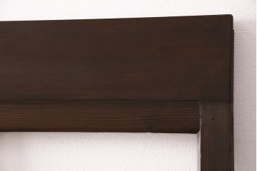 昭和初期のガラス戸2枚をリペア&カスタム!設置場所に合わせてリサイズ。ガラスはすべてクリアガラスへ入れ替え。現状に近しい色味に着色し仕上げ。(引き戸、建具)