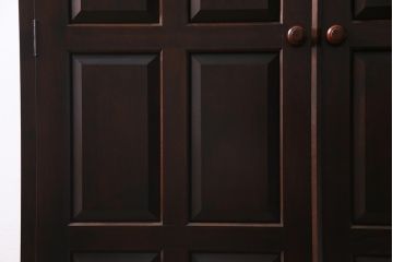 松本民芸家具のワードローブをリペア&カスタム!可動式の棚板を設置し、木製脚を取り付け収納棚にリメイク。(戸棚、キャビネット)